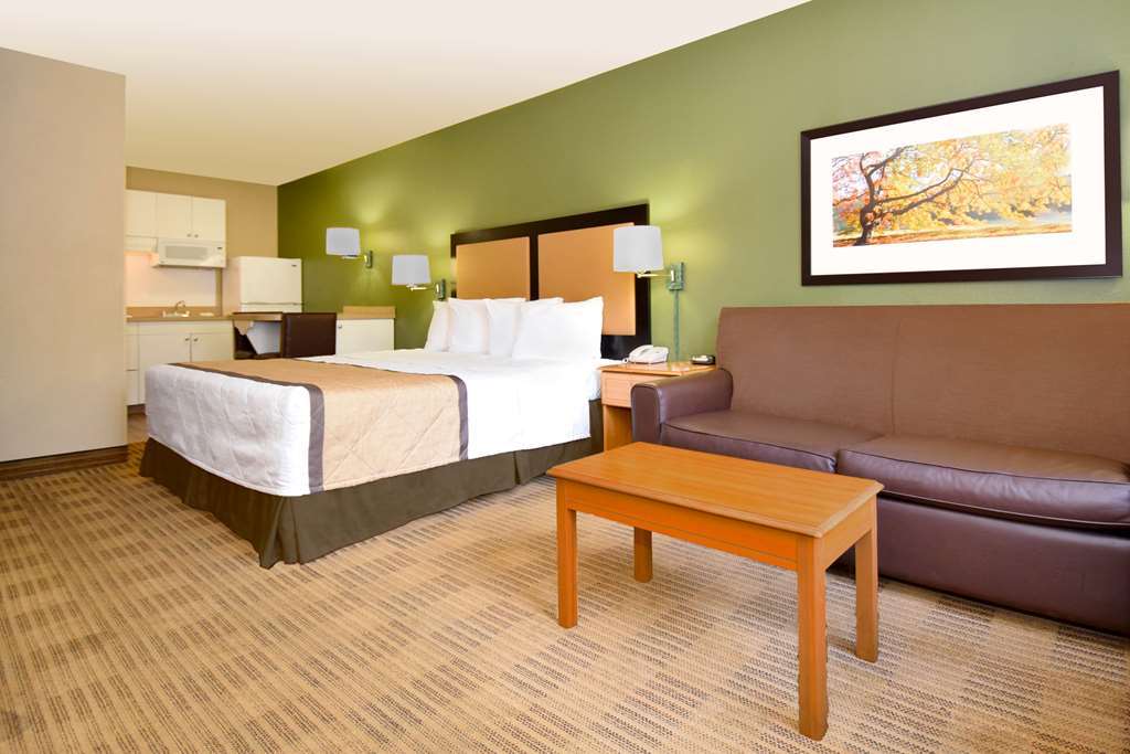 Economy Suites Dtc DEN Room photo