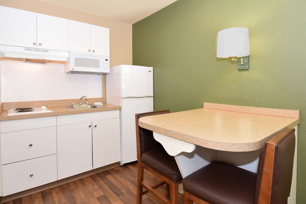 Economy Suites Dtc DEN Room photo