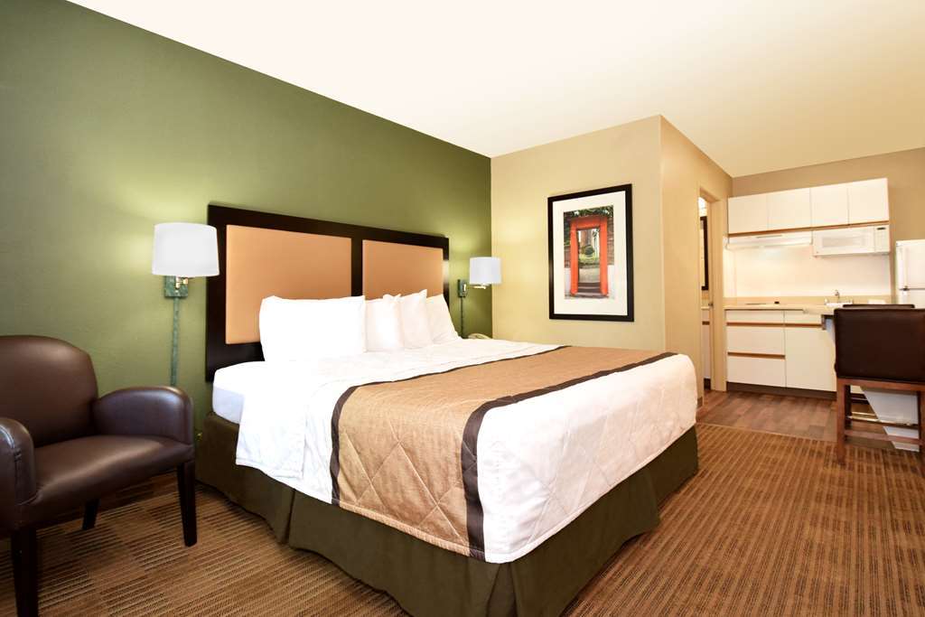 Economy Suites Dtc DEN Room photo